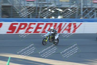 media/Nov-26-2022-Fastrack Riders (Sat) [[b001e85eef]]/Level 2/Session 1 Front Straight/